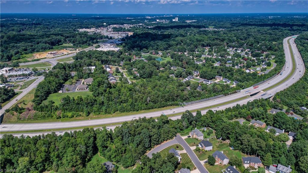 2798 County Clare Road Greensboro, NC 27407 - Photo 6 of 10