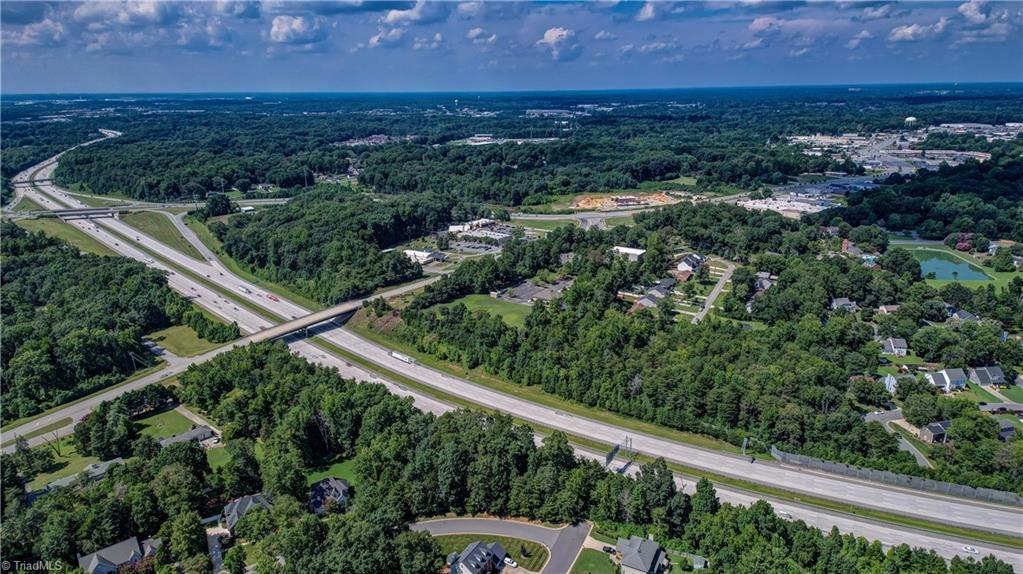 2798 County Clare Road Greensboro, NC 27407 - Photo 7 of 10