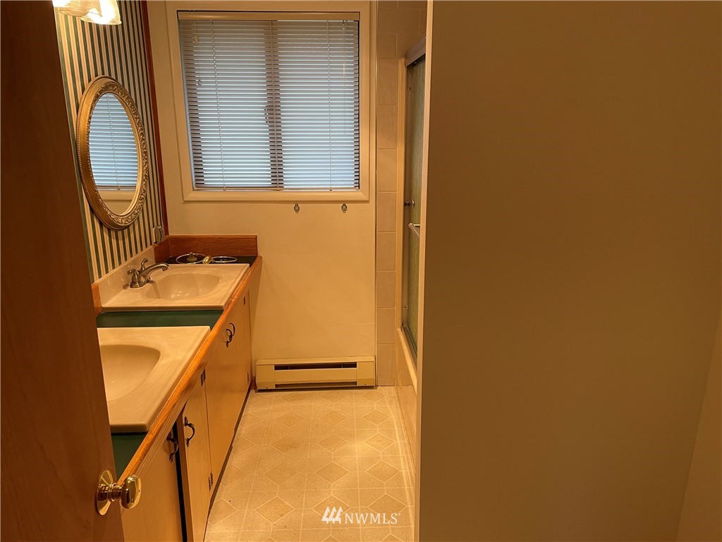 1739 Chilton Road Aberdeen, WA 98520 - Photo 11 of 15 Gallery Image 11