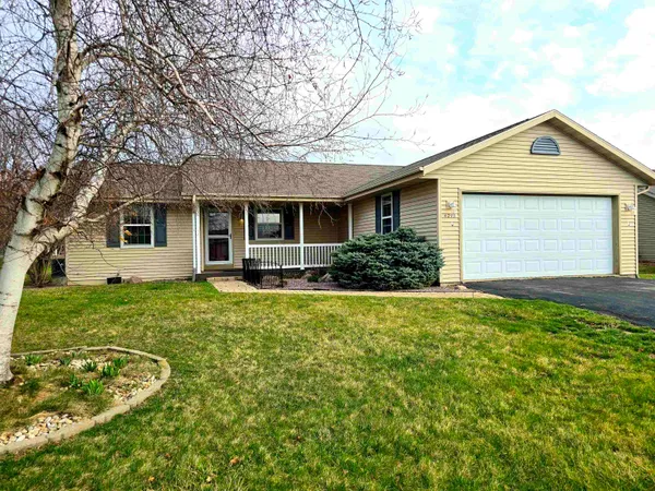 $405,000 | 4295 East Kingsford Drive, Janesville, WI 53546