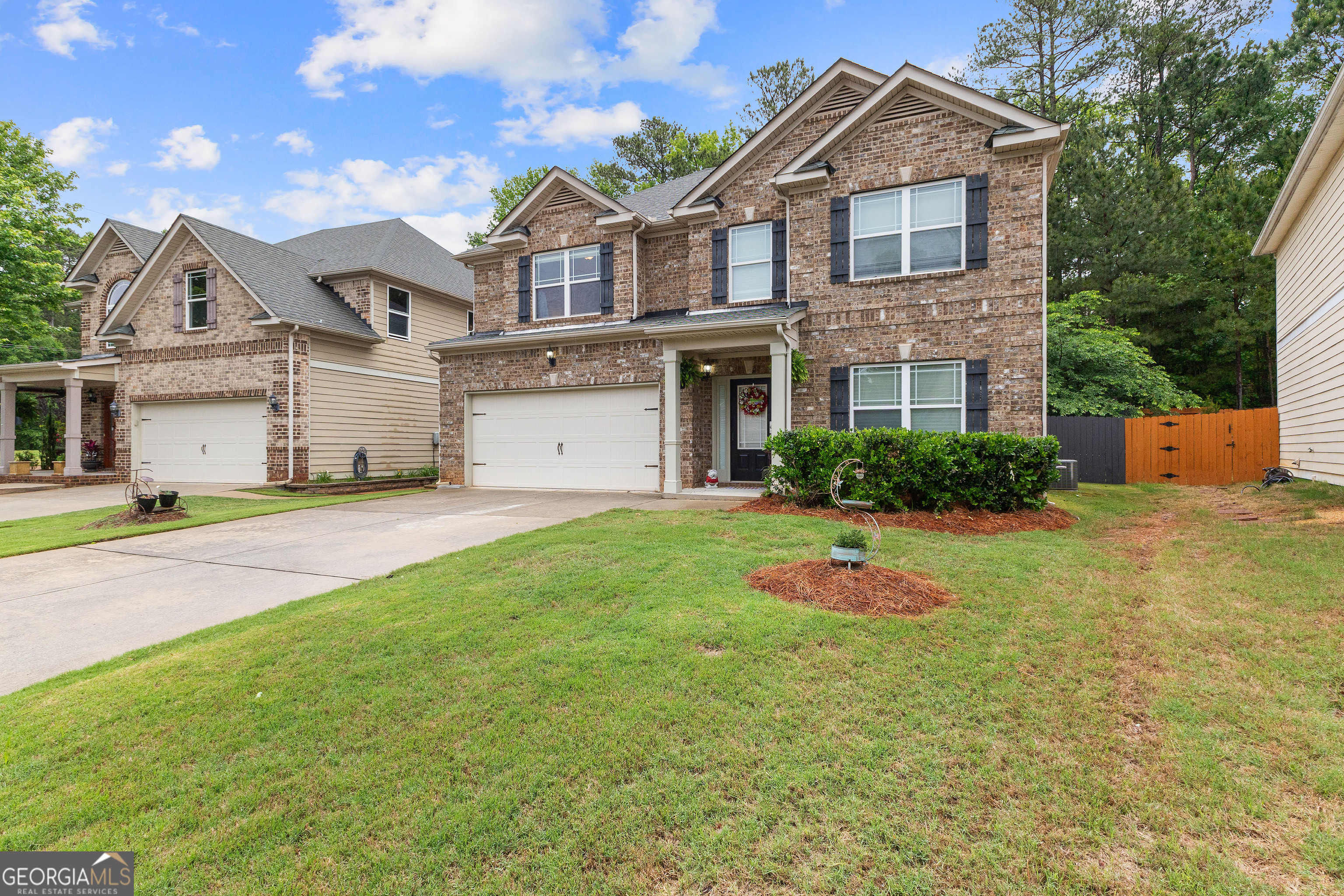 12 Seville Court Newnan, GA 30263 - Photo 5 of 45