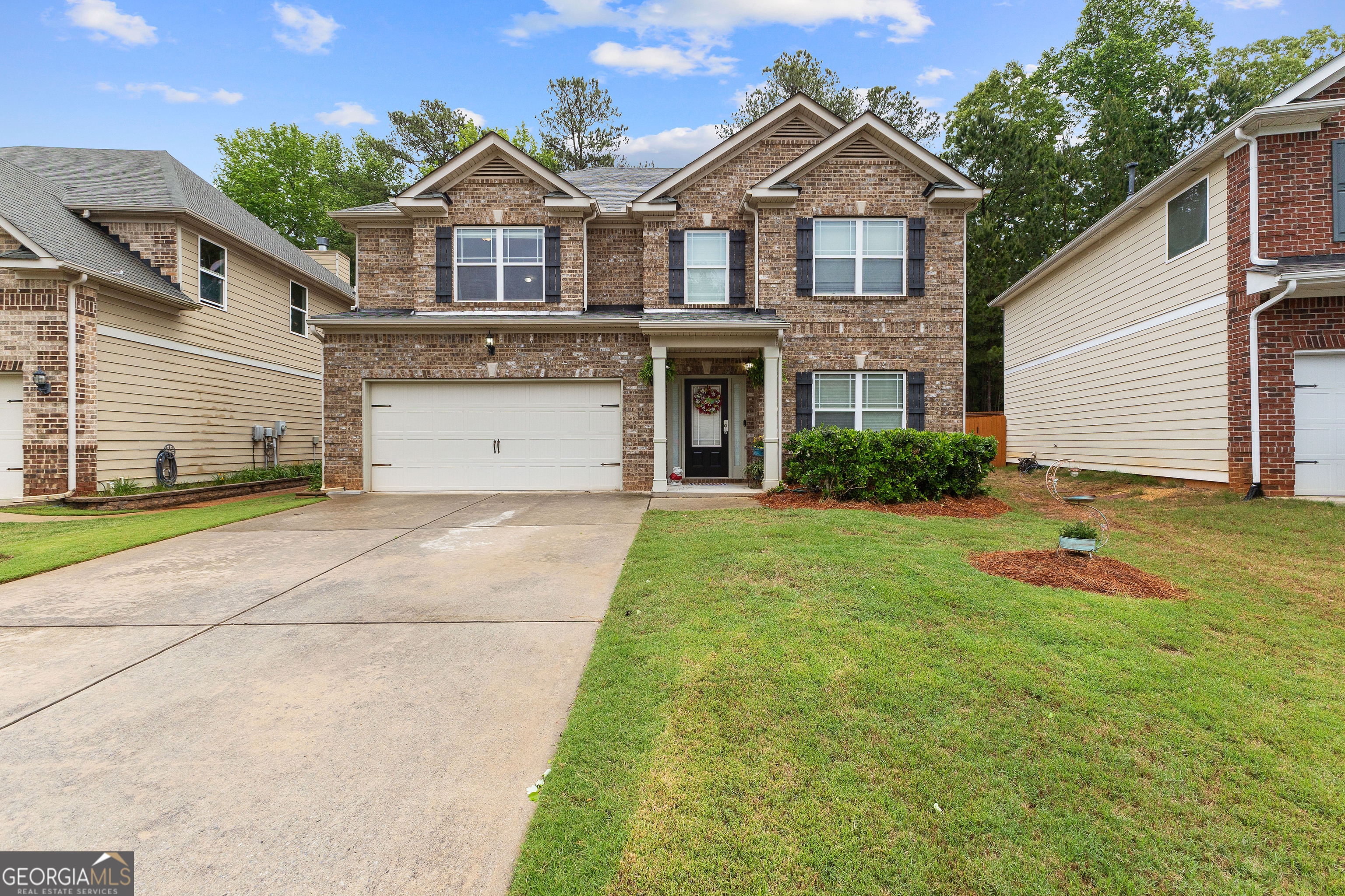 12 Seville Court Newnan, GA 30263 - Photo 6 of 45