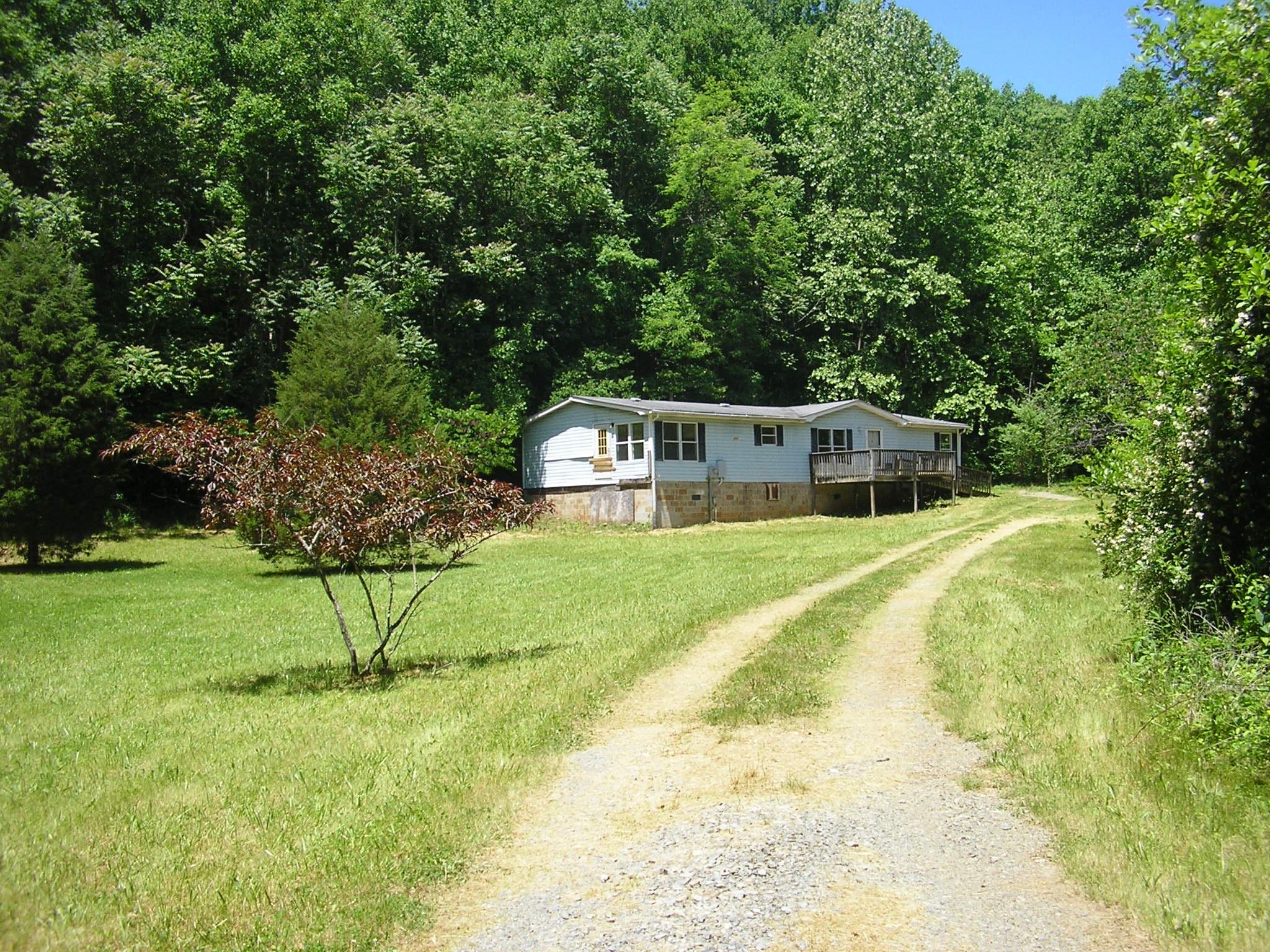 4411 Prillaman Switch Road Ferrum, VA 24088 - Photo 11 of 14 P1011732