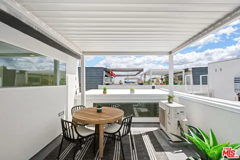 $965,000 | 11037 Morrison Street, North Hollywood, CA 91601