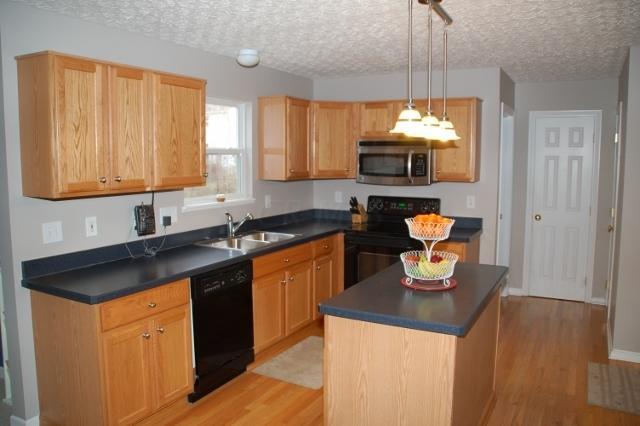 8330 Rodebaugh Road Reynoldsburg, OH 43068 - Photo 7 of 24 Gallery Image 7