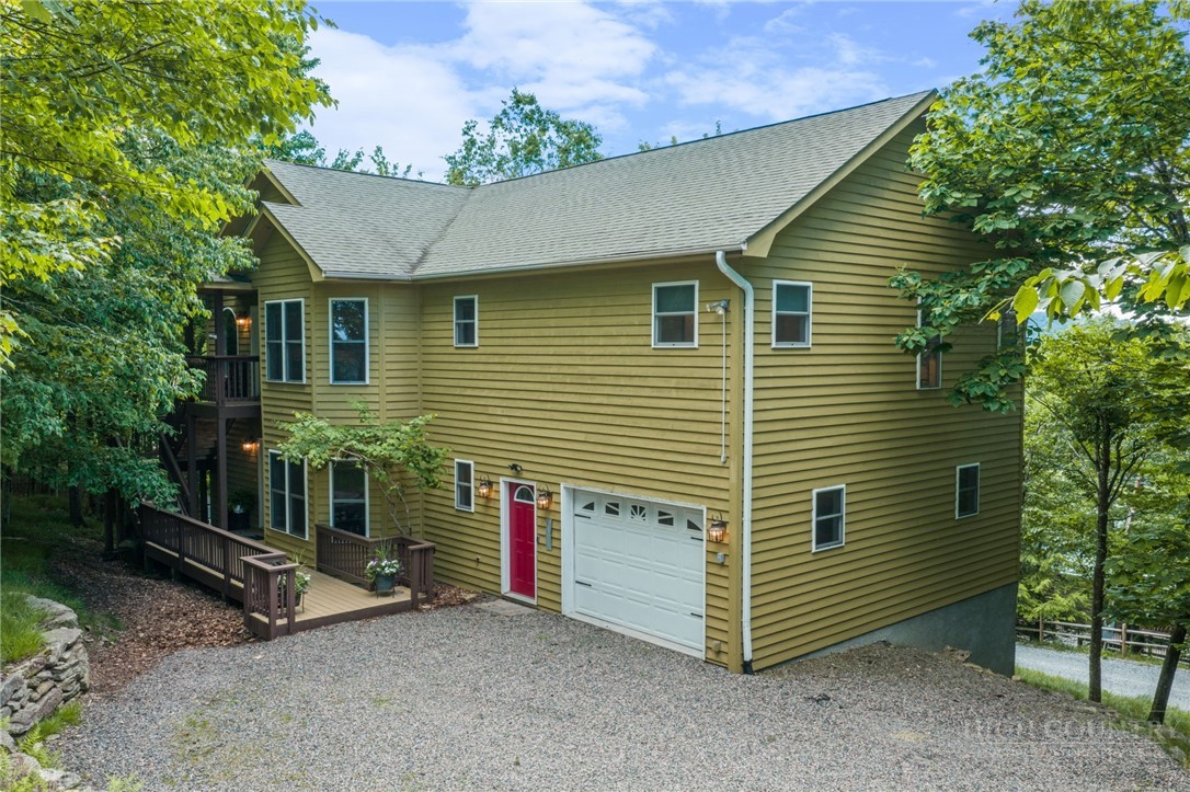 117 Pinnacle Ridge Road Beech Mountain, NC 28604 - Photo 1 of 37