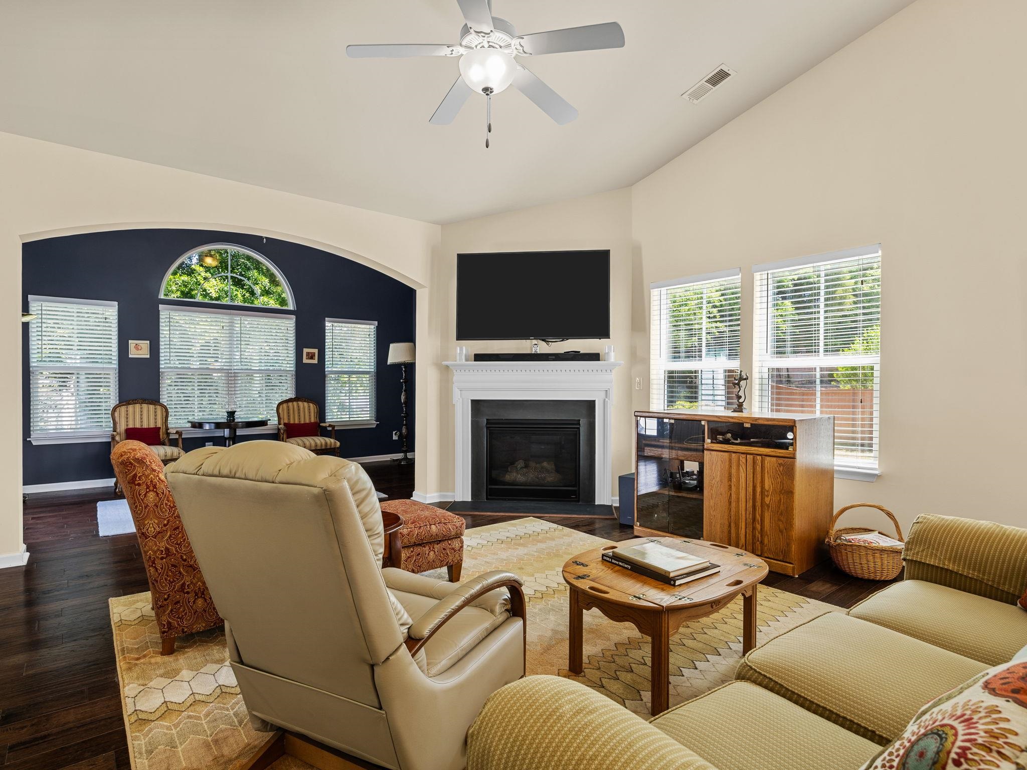 432 Fieldsview Lane Simpsonville, SC 29681 - Photo 17 of 35