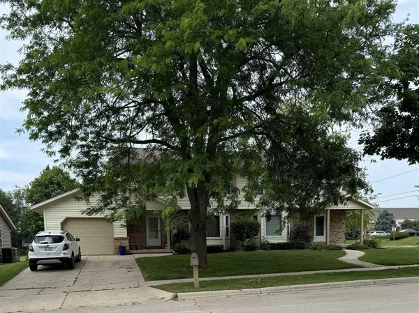 $825,000 | 7002-7004 Longmeadow Road, Madison, WI 53717