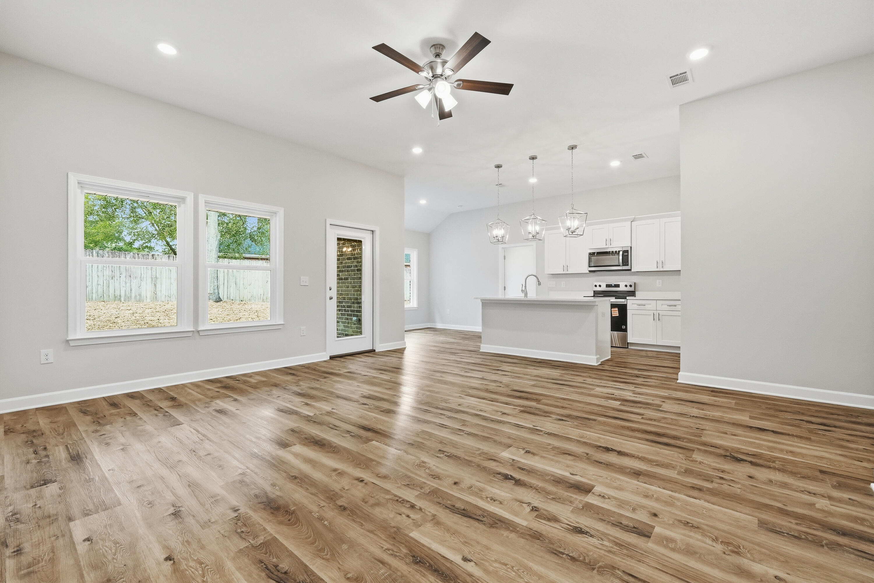 2614 Sorrel Ridge Road Crestview, FL 32536 - Photo 5 of 28 2614 sorrel ridge-20