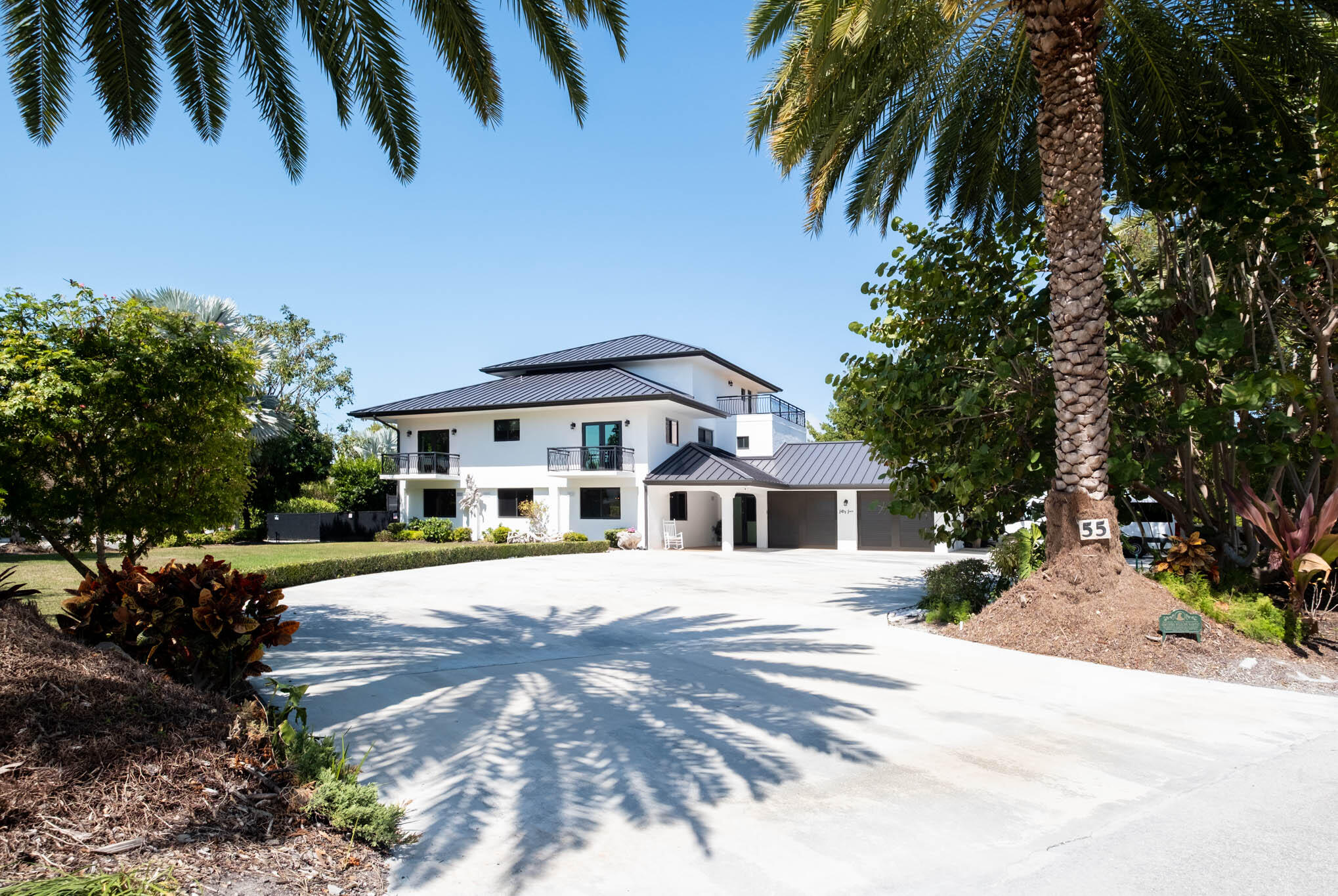 55 Ocean Front Drive Key Largo, FL 33037 - Photo 2 of 59 022726 Rego 55 Ocean Front Dr SIZED dfp-