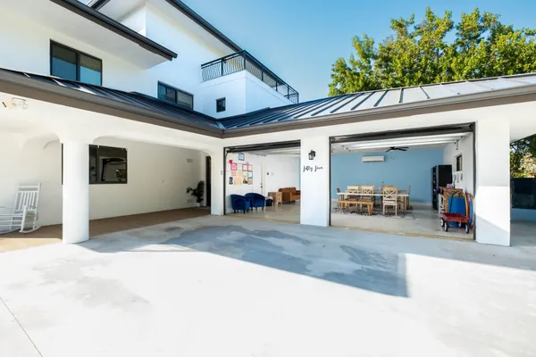 $2,750,000 | 55 Ocean Front Drive, Key Largo, FL 33037