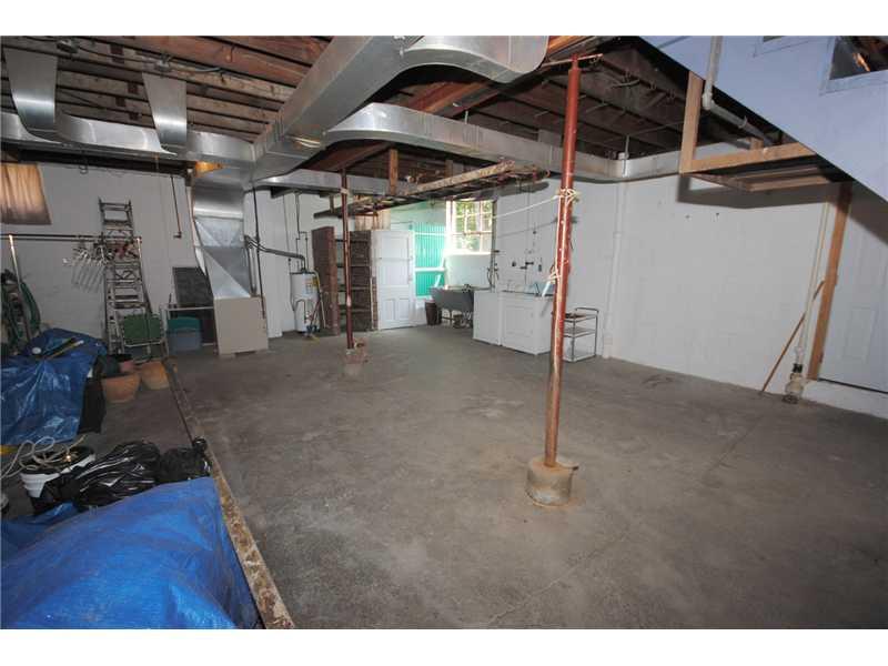 840 Agnew Road Baldwin, PA 15227 - Photo 16 of 21 Basement/Game Room.