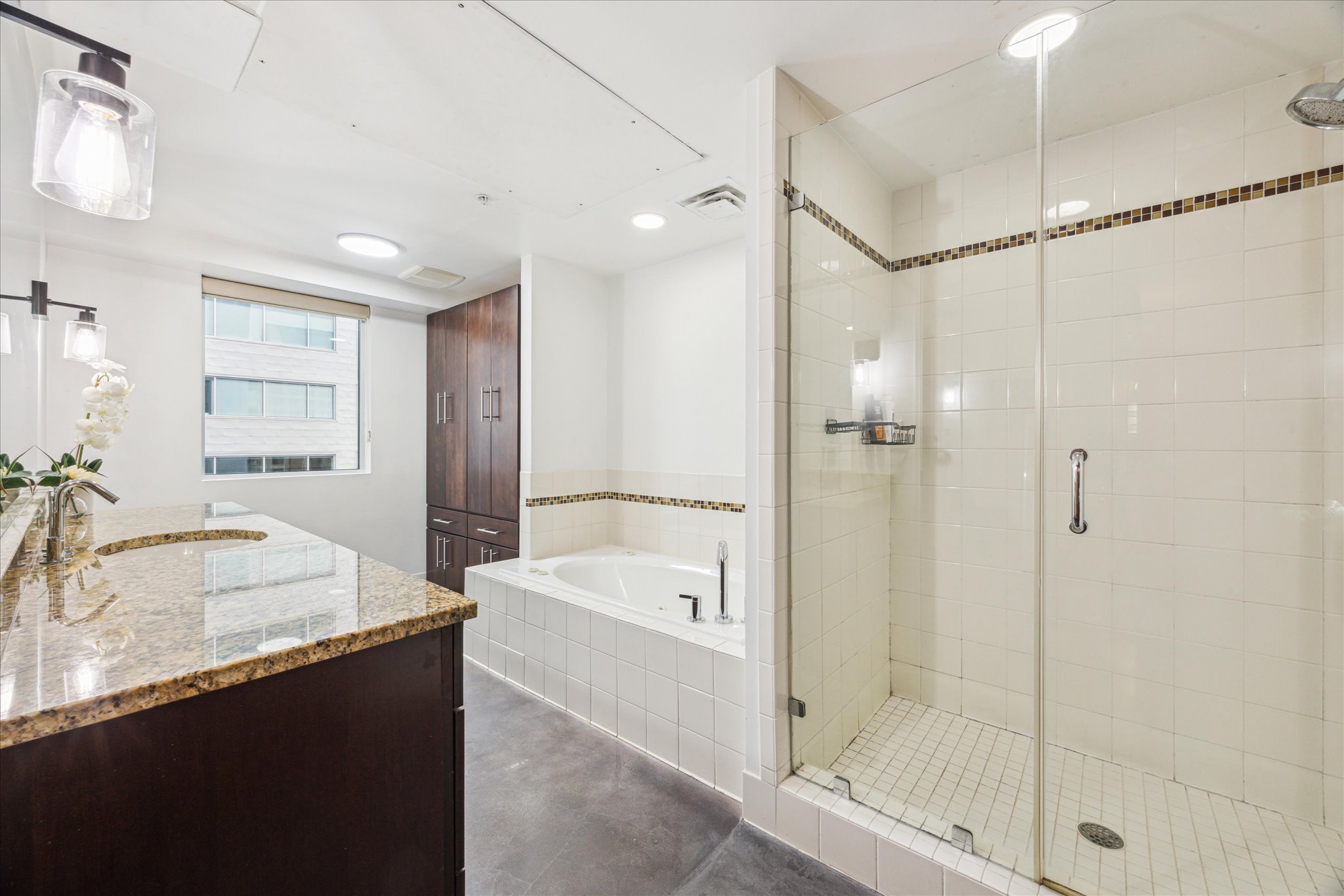 800 Brazos Street, Unit 1002 Austin, TX 78701 - Photo 9 of 12