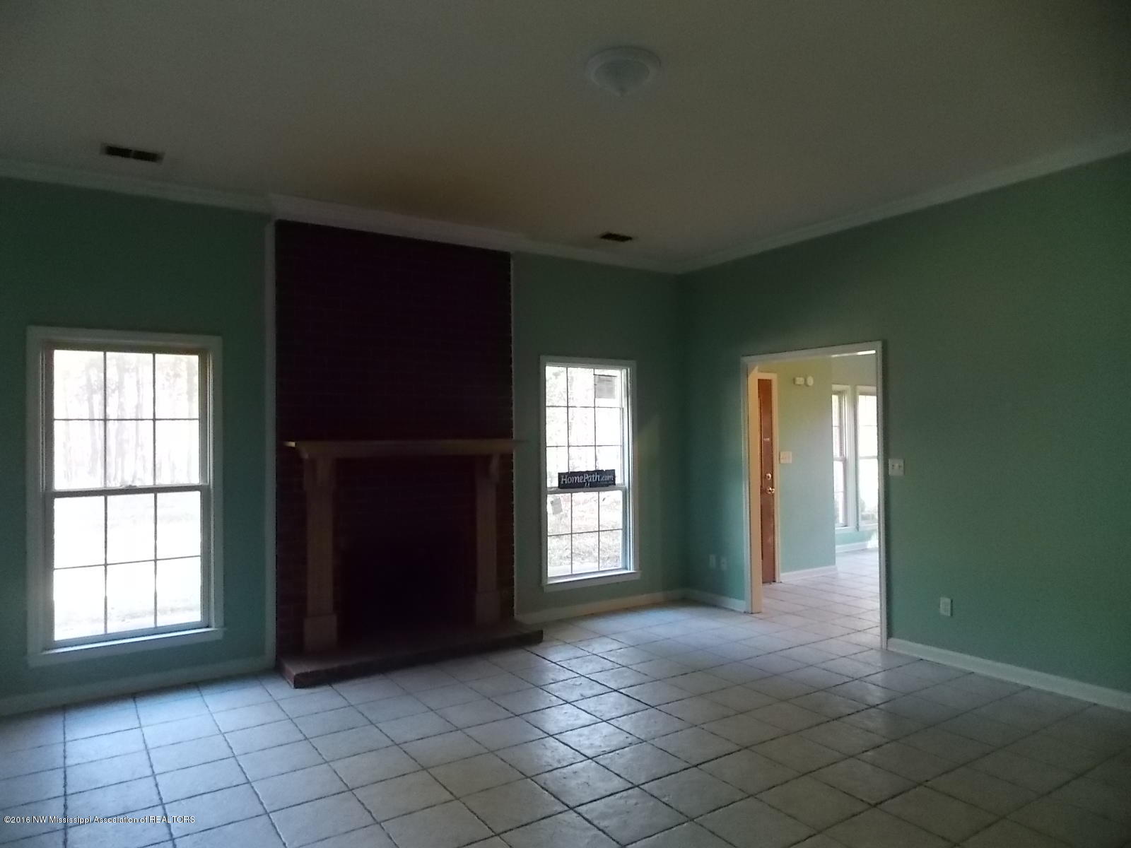 1430 Rabbit Ridge Road Red Banks, MS 38661 - Photo 6 of 20 DSCN7266
