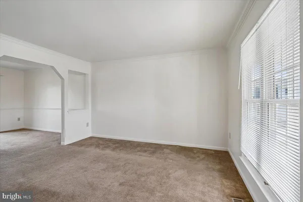 $2,250 | 9313 Taverney Terrace, Gaithersburg, MD 20879