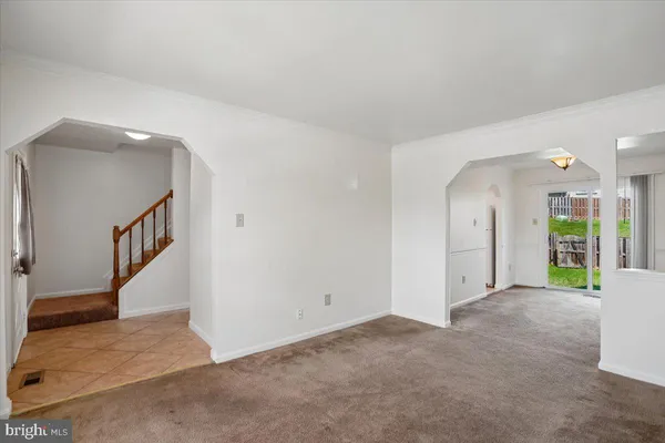 $2,250 | 9313 Taverney Terrace, Gaithersburg, MD 20879