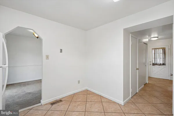 $2,250 | 9313 Taverney Terrace, Gaithersburg, MD 20879