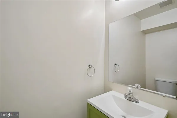 $2,250 | 9313 Taverney Terrace, Gaithersburg, MD 20879