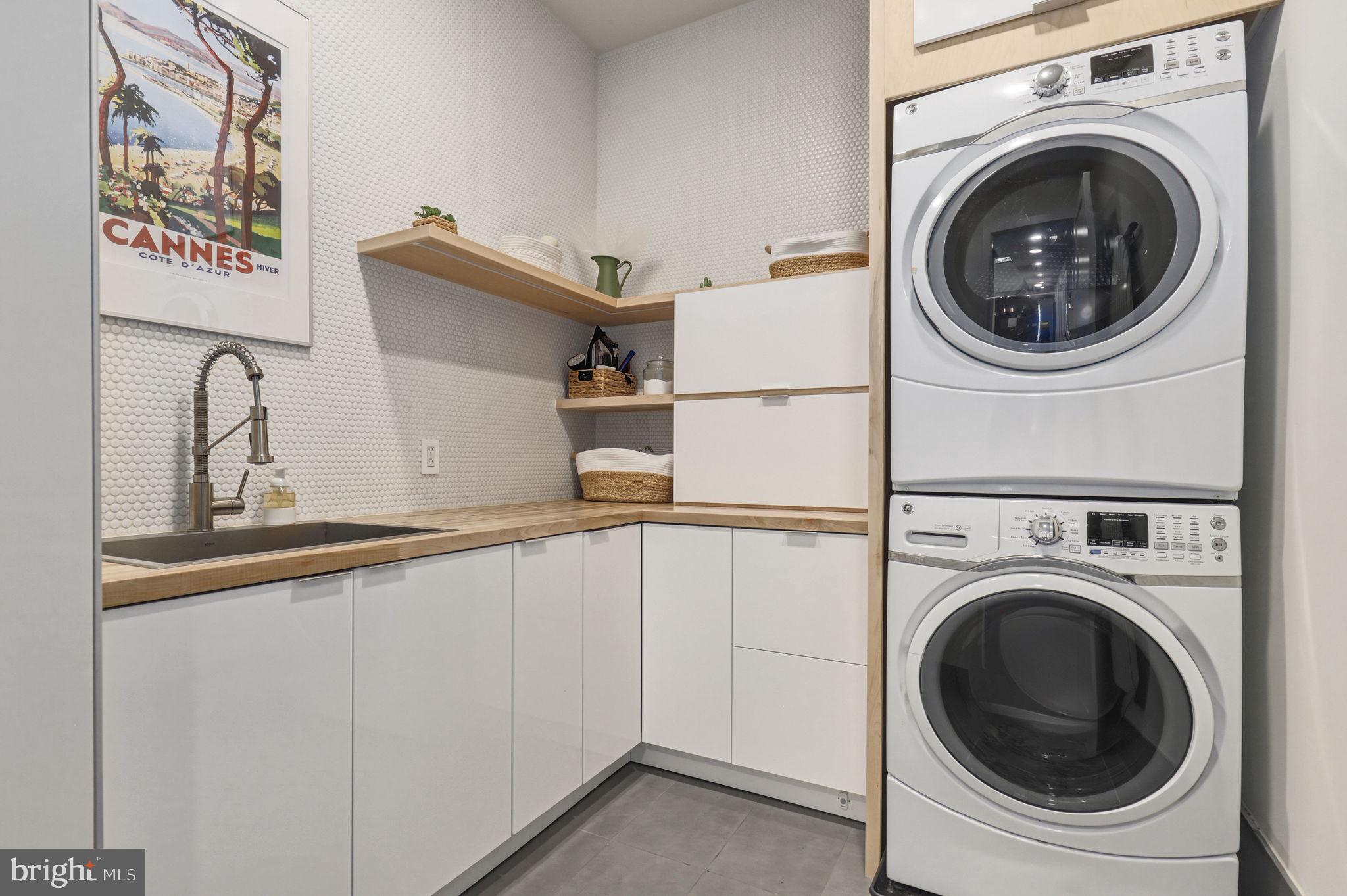 4833 Reels Mill Road Frederick, MD 21704 - Photo 31 of 72 Laundry room with chute