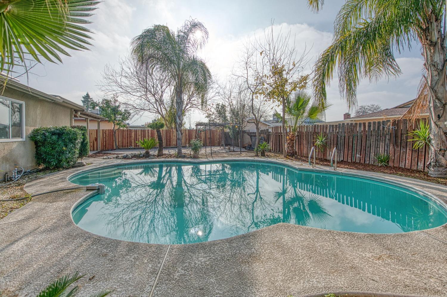 2866 Caesar Avenue Clovis, CA 93612 - Photo 43 of 45 a view of swimming pool having patio