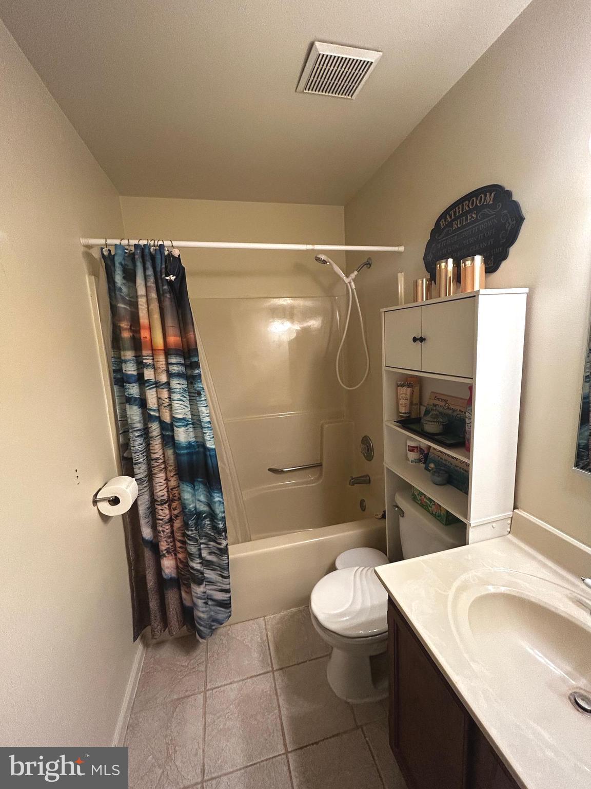 1409 Thomas Way Culpeper, VA 22701 - Photo 17 of 41 Hallway Full Bath