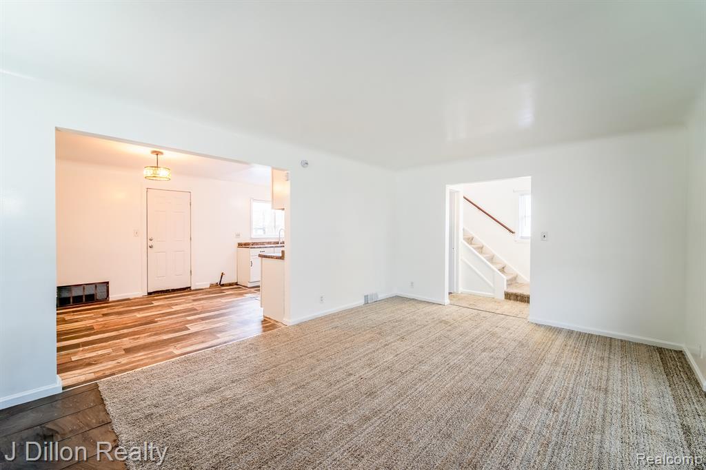 99 Chestnut Street River Rouge, MI 48218 - Photo 9 of 50