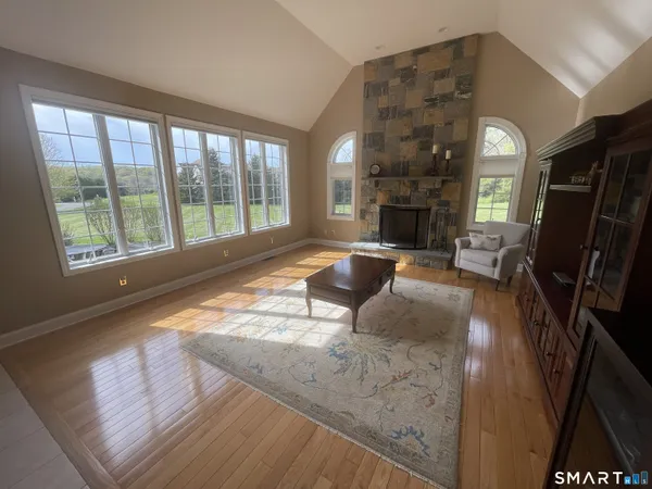 $998,500 | 11 Berten Ridge Road, Durham, CT 06422