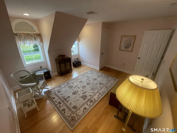 $998,500 | 11 Berten Ridge Road, Durham, CT 06422