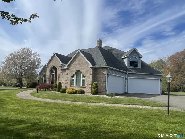 $998,500 | 11 Berten Ridge Road, Durham, CT 06422