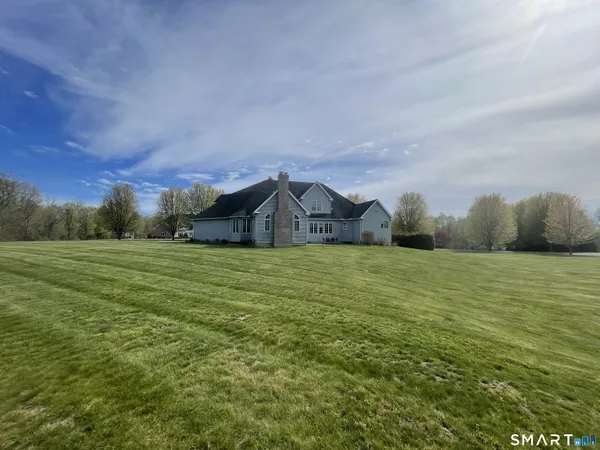 $998,500 | 11 Berten Ridge Road, Durham, CT 06422