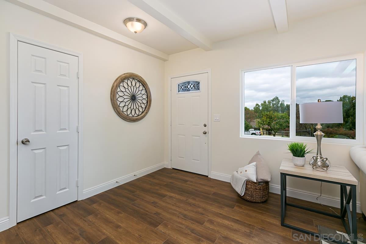 2429 Patterson Road Escondido, CA 92027 - Photo 4 of 25 Gallery Image 4