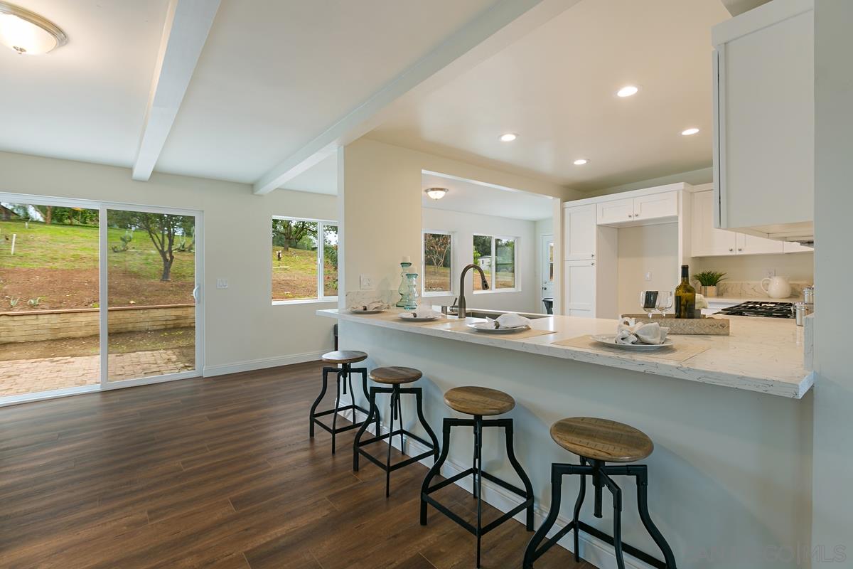 2429 Patterson Road Escondido, CA 92027 - Photo 7 of 25 Gallery Image 7