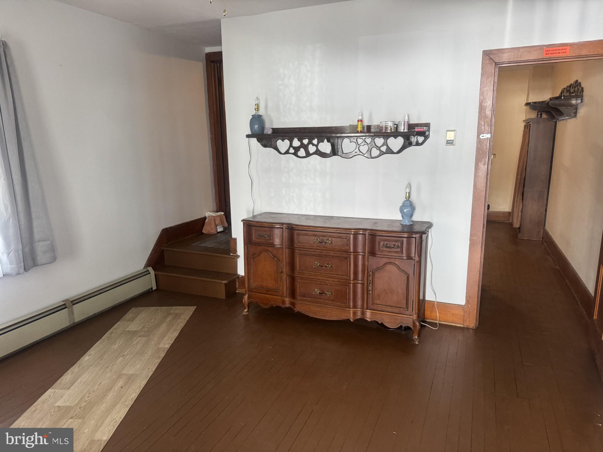 267 Main Street Locust Gap, PA 17840 - Photo 4 of 21 Living room