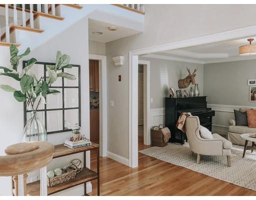 265 Sargent Road Boxborough, MA 01719 - Photo 5 of 15 a living room with furniture and a potted plant