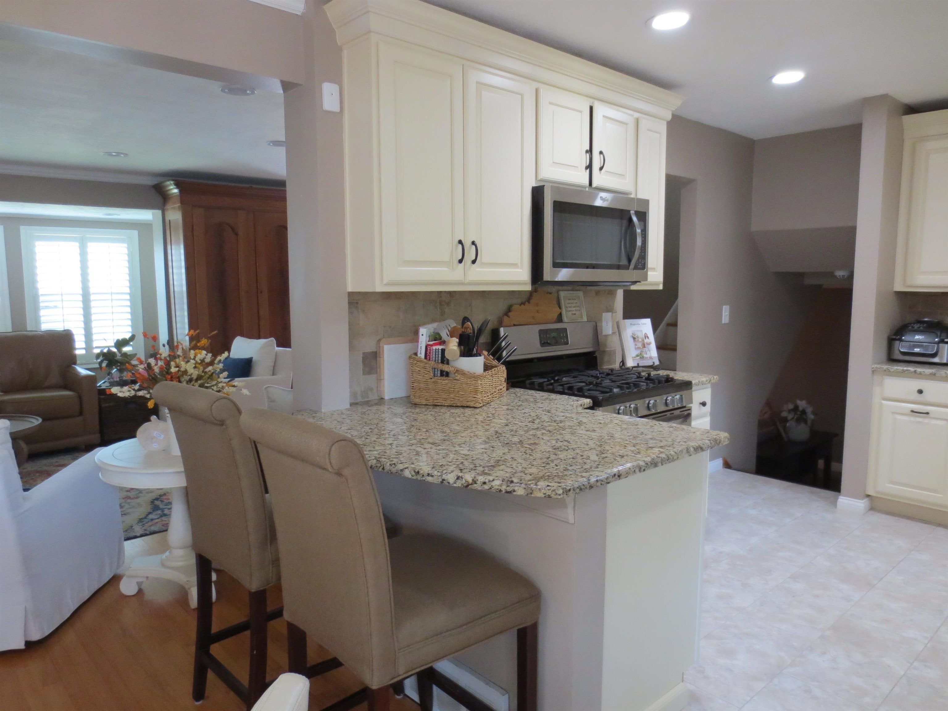 577 Fairwood Road Huntington, WV 25705 - Photo 8 of 22 Gallery Image 8