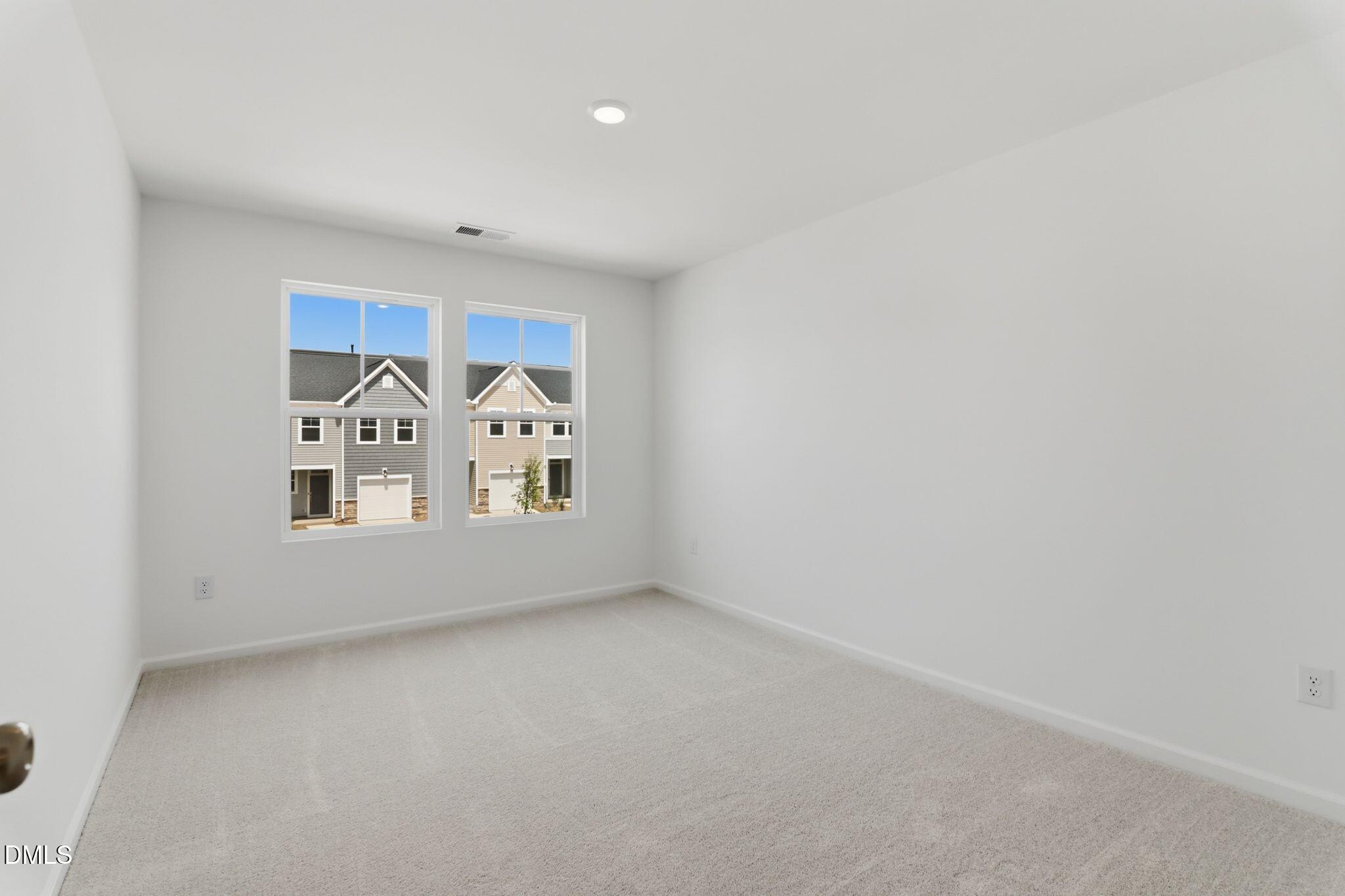 2310 Oakwood Mdws Court Raleigh, NC 27604 - Photo 26 of 31 SUN_EverleeTownhomes_Pic_CarsonII-6