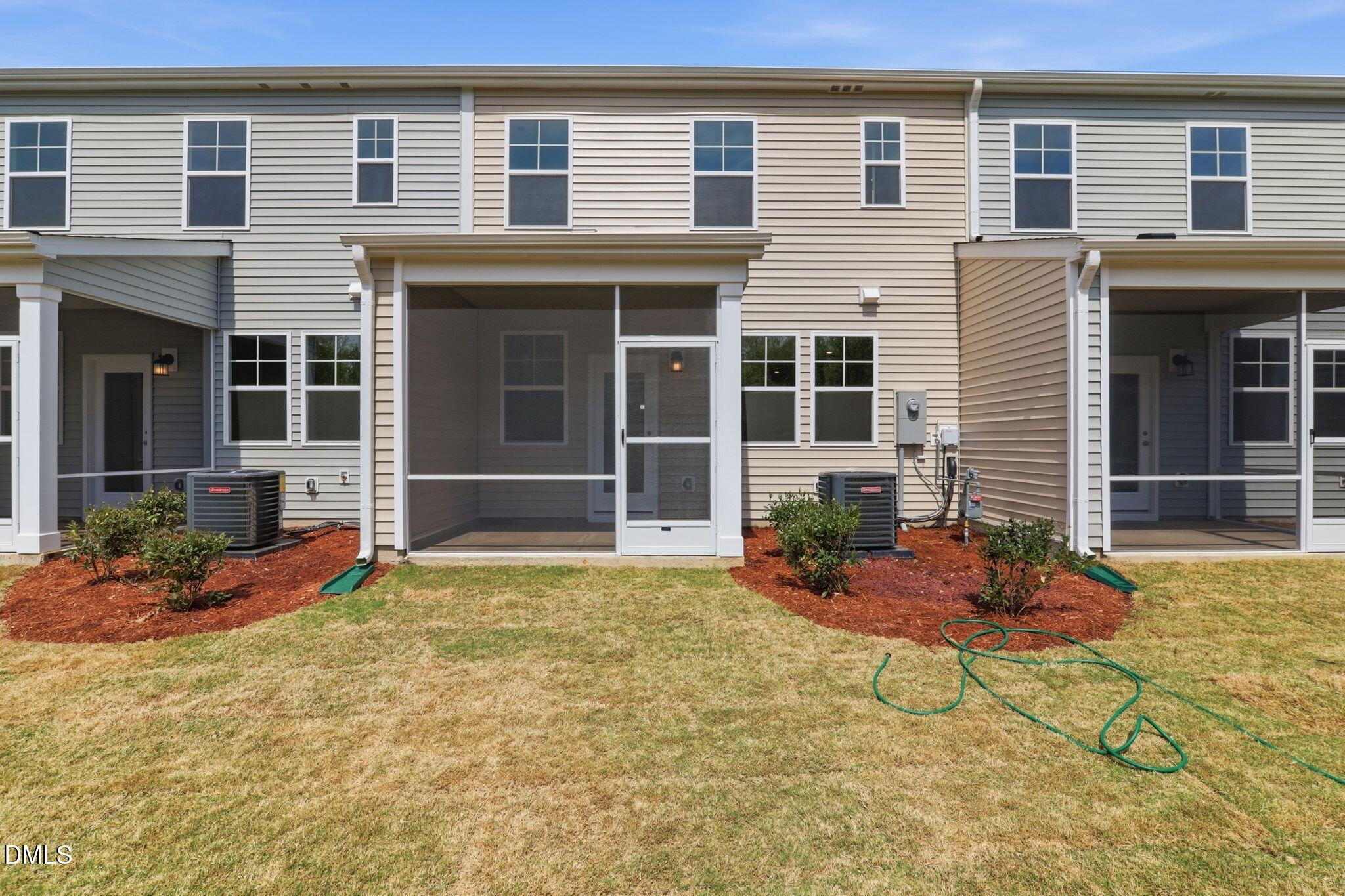 2310 Oakwood Mdws Court Raleigh, NC 27604 - Photo 30 of 31 SUN_EverleeTownhomes_Pic_CarsonII-30