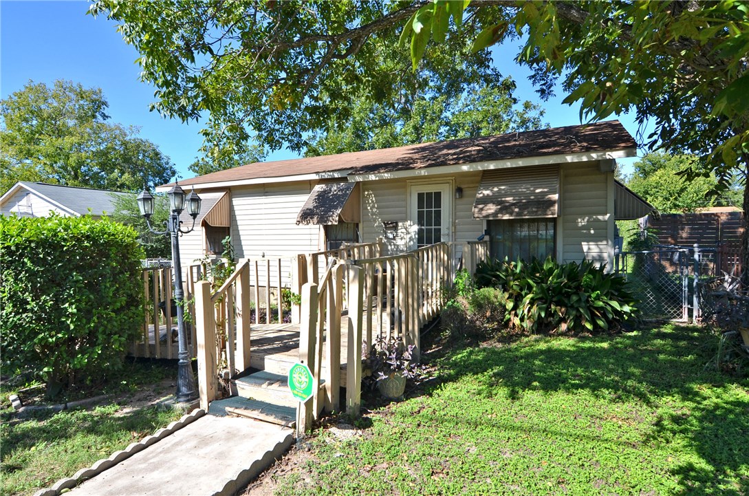 1804 Adina Street Austin, TX 78721 - Photo 1 of 1