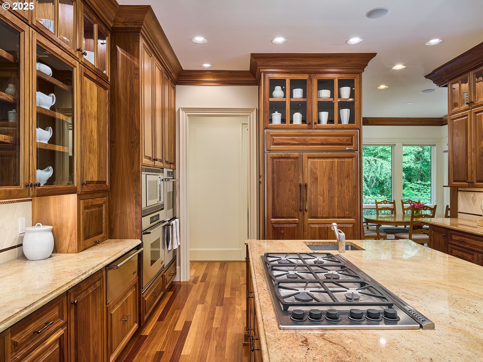5815 Southwest Patton Road Portland, OR 97221 - Photo 13 of 46 Gallery Image 13