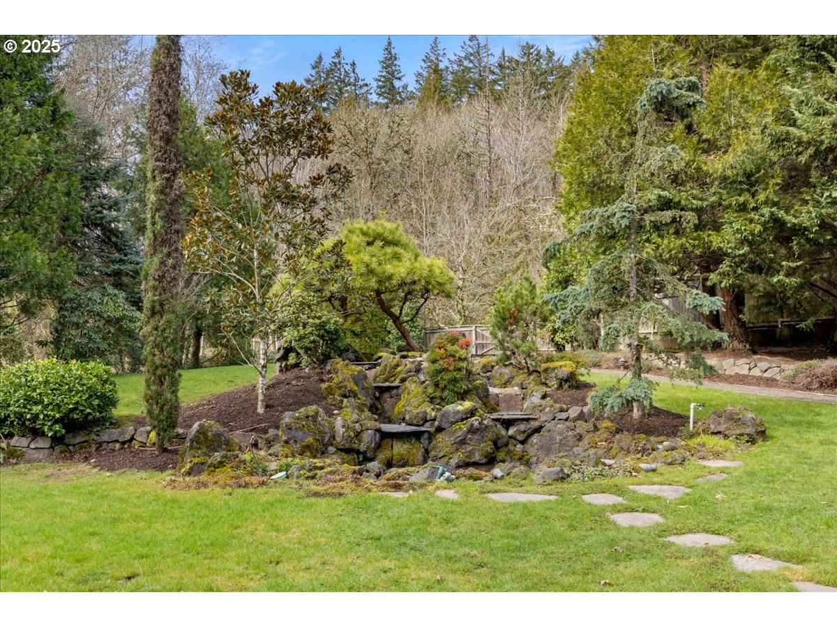 5815 Southwest Patton Road Portland, OR 97221 - Photo 41 of 46 Gallery Image 41