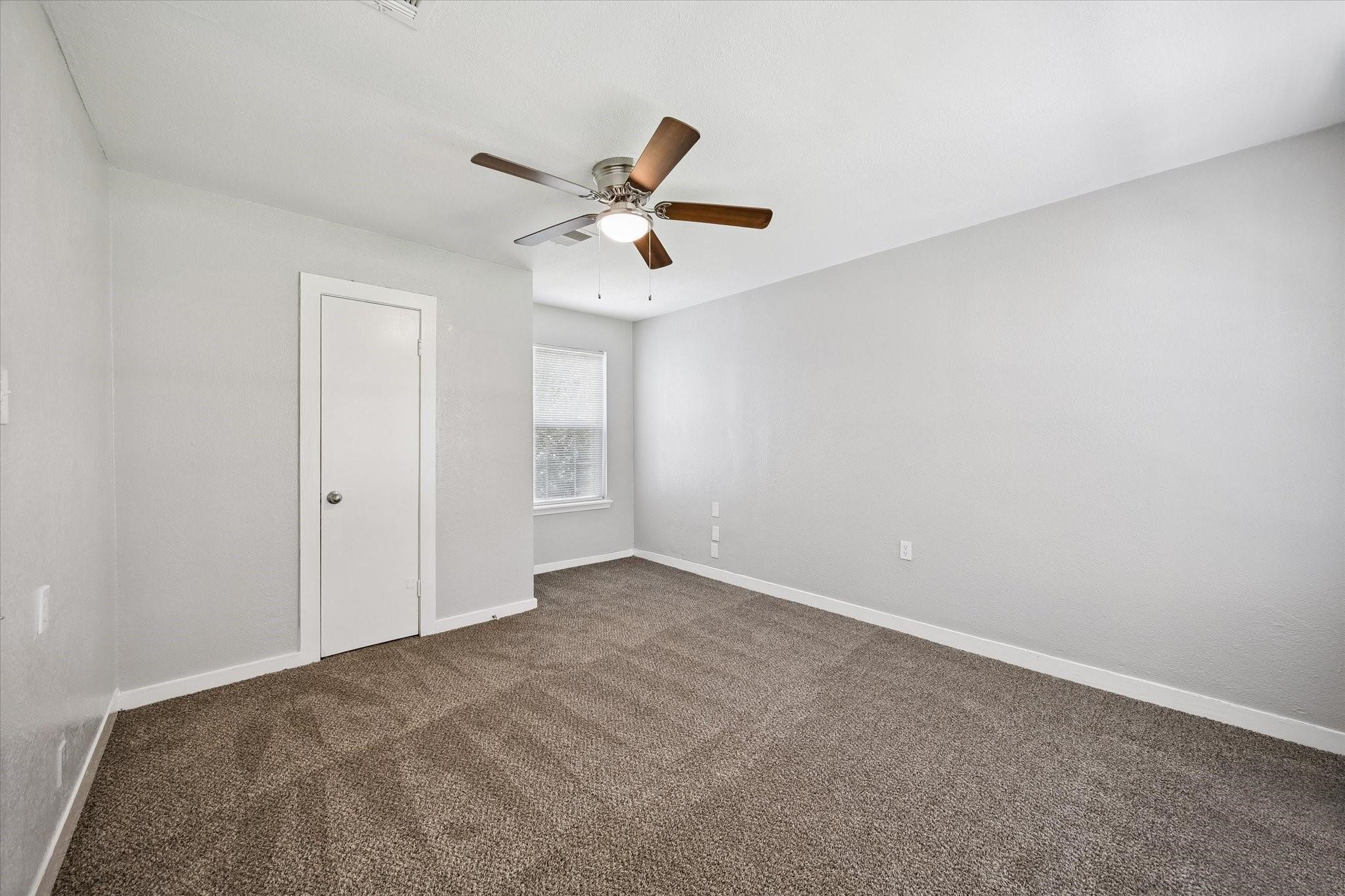 9210 Compton Street Houston, TX 77016 - Photo 5 of 11