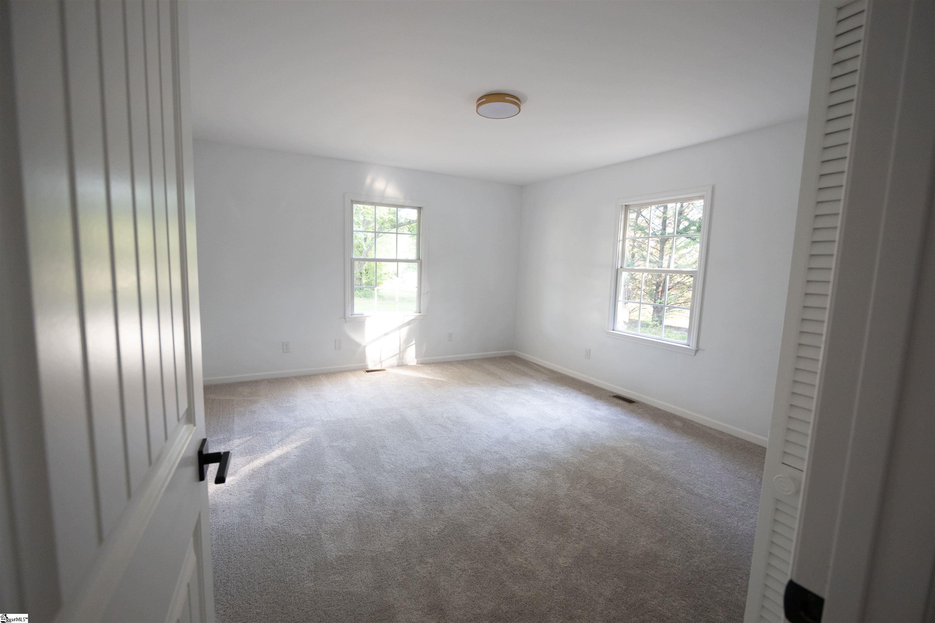 2234 John Dodd Road Wellford, SC 29385 - Photo 17 of 28