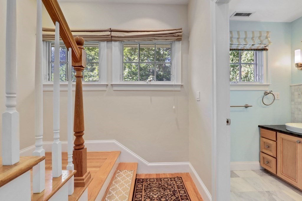 63 Tanglewood Road, Unit 63 Newton, MA 02459 - Photo 17 of 42