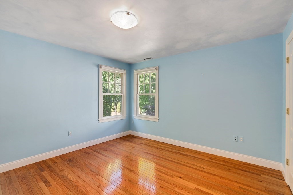 63 Tanglewood Road, Unit 63 Newton, MA 02459 - Photo 24 of 42