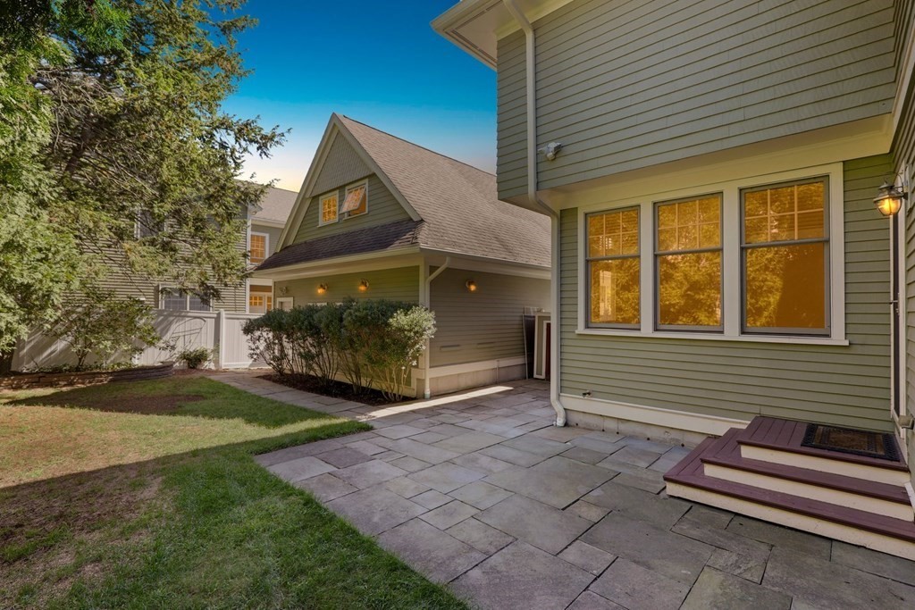 63 Tanglewood Road, Unit 63 Newton, MA 02459 - Photo 39 of 42