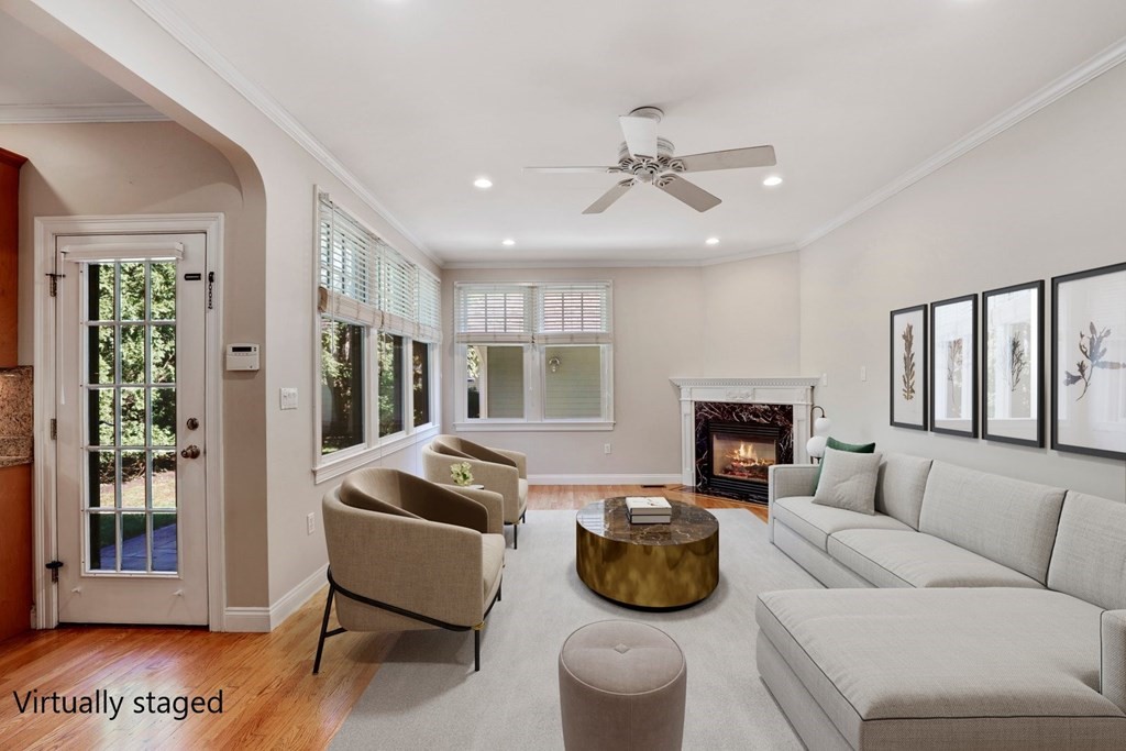 63 Tanglewood Road, Unit 63 Newton, MA 02459 - Photo 6 of 42