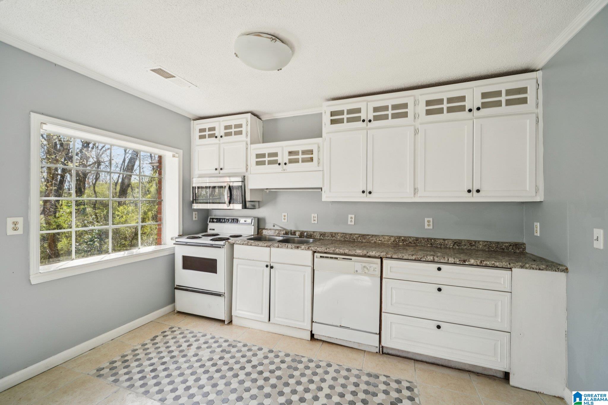 613 Sheridan Road Birmingham, AL 35214 - Photo 5 of 41