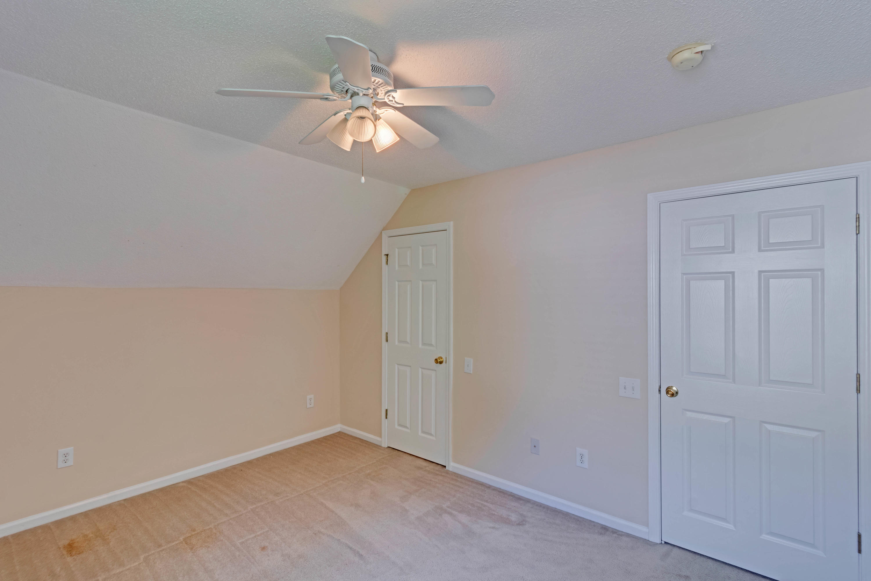 9214 Ayscough Road Summerville, SC 29485 - Photo 17 of 31 18