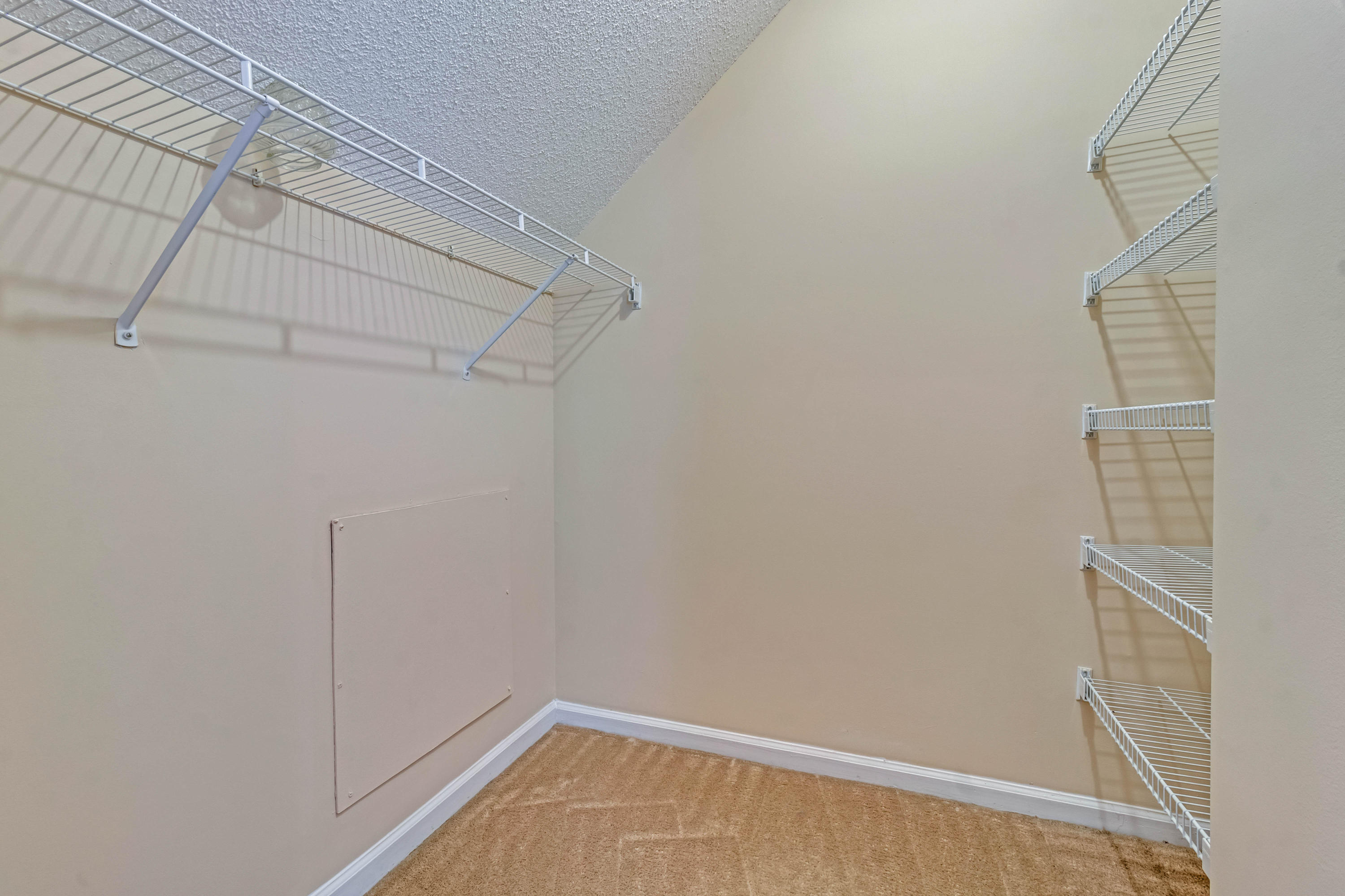 9214 Ayscough Road Summerville, SC 29485 - Photo 18 of 31 16