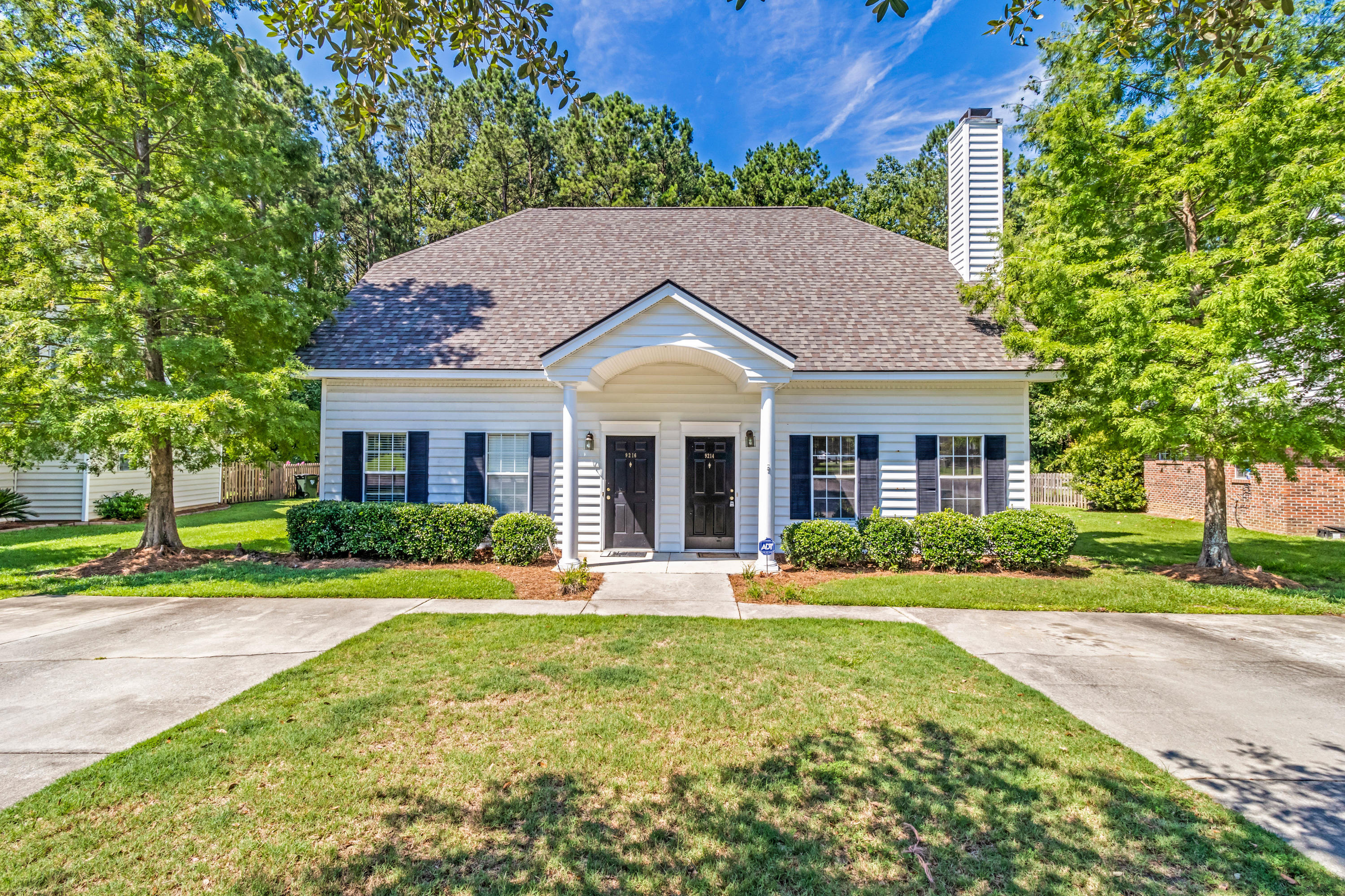 9214 Ayscough Road Summerville, SC 29485 - Photo 3 of 31 21